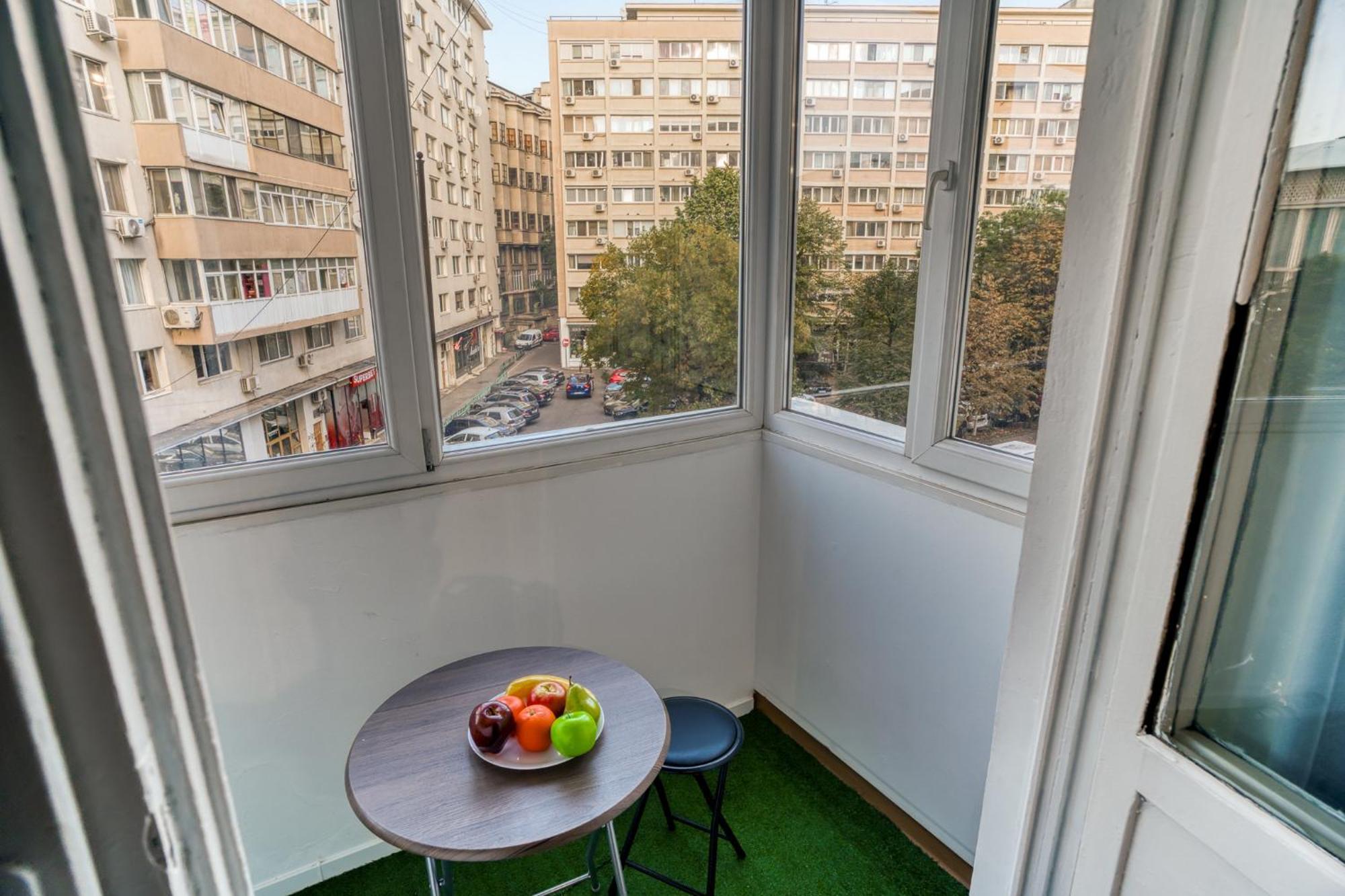 Hacienda Royal Palace - Central Designer Apartment Бухарест Экстерьер фото